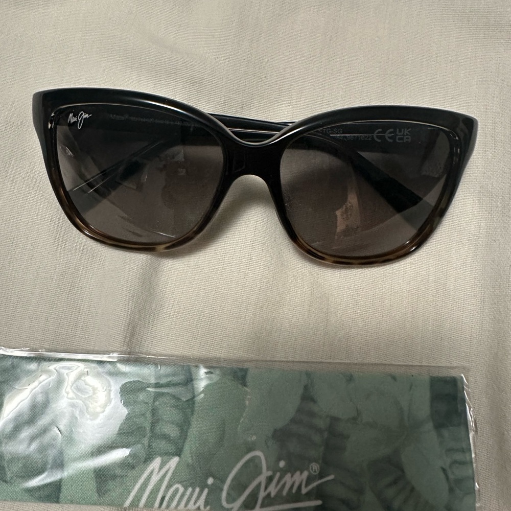 Maui Jim Black/Tortoise Sunglasses